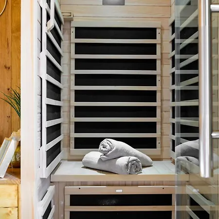 Jacuzzi Sauna Privatif - La Cabanette Apartment